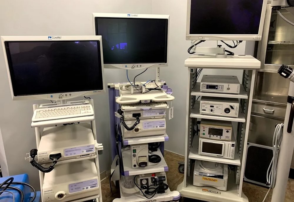 Integrated operating room equipment tower